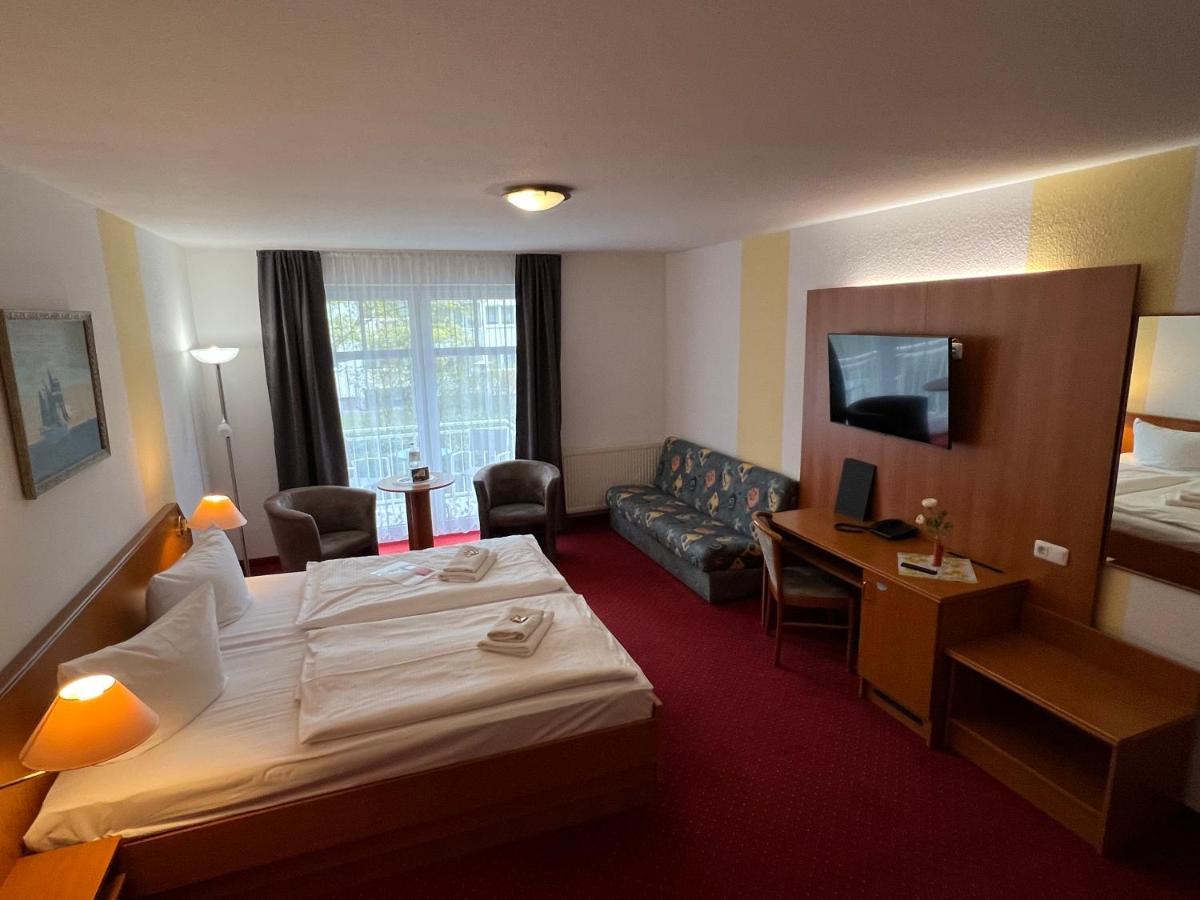 Hotel Poseidon Ostseebad Kühlungsborn 外观 照片