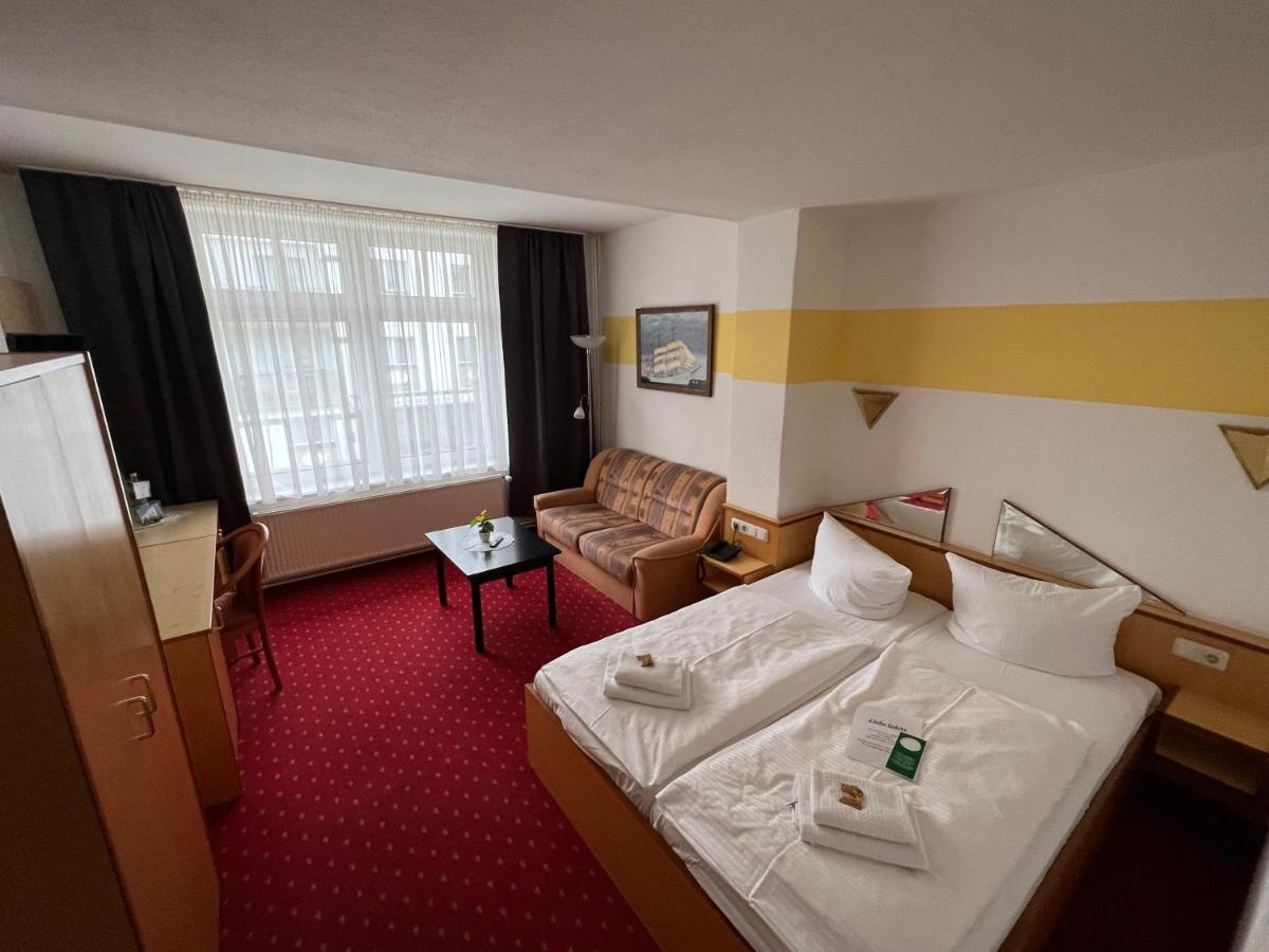 Hotel Poseidon Ostseebad Kühlungsborn 外观 照片