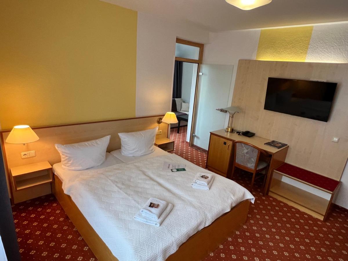 Hotel Poseidon Ostseebad Kühlungsborn 外观 照片